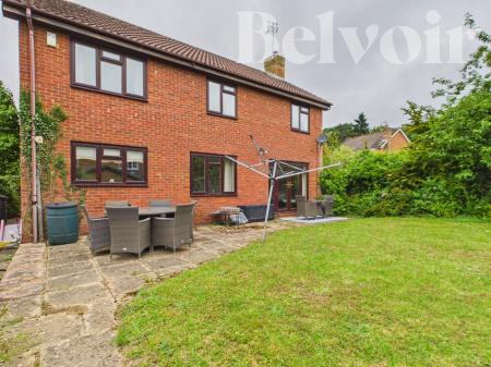 4 bedroom Detached house for sale in Belvedere Gardens, RG24