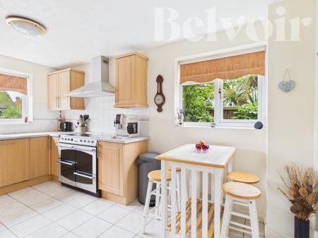 4 bedroom Detached house for sale in Belvedere Gardens, RG24