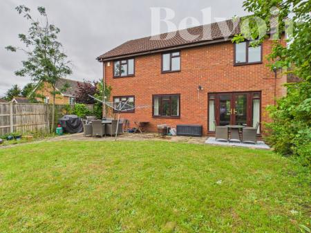 4 bedroom Detached house for sale in Belvedere Gardens, RG24