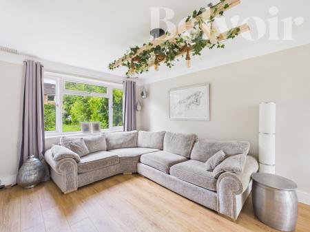 3 bedroom Terraced House for sale in Porter Road, Basingstoke, RG22