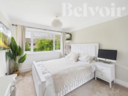 3 bedroom Terraced House for sale in Porter Road, Basingstoke, RG22