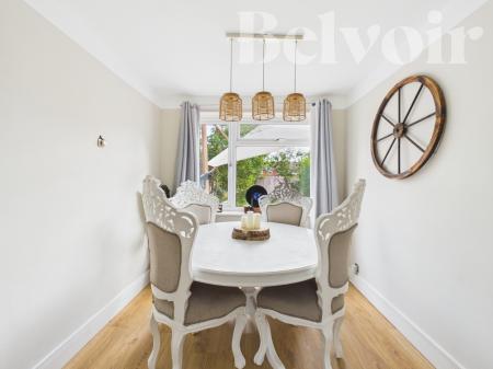 3 bedroom Terraced House for sale in Porter Road, Basingstoke, RG22