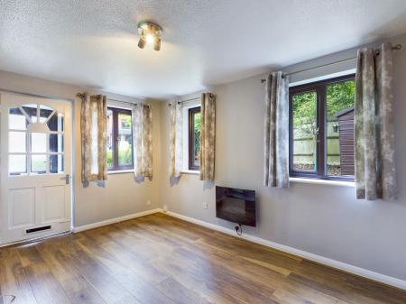1 bedroom Terraced House to let in Bracken Bank, Lychpit, Basingstoke, RG24
