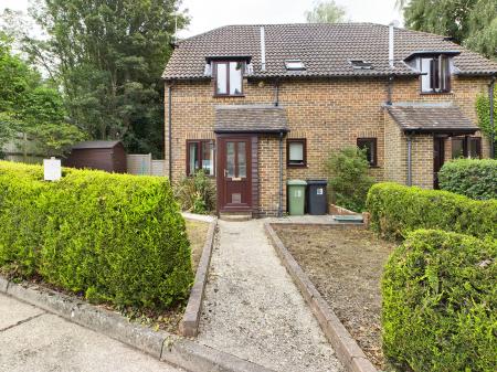 Bracken Bank, Lychpit, Basingstoke, RG24