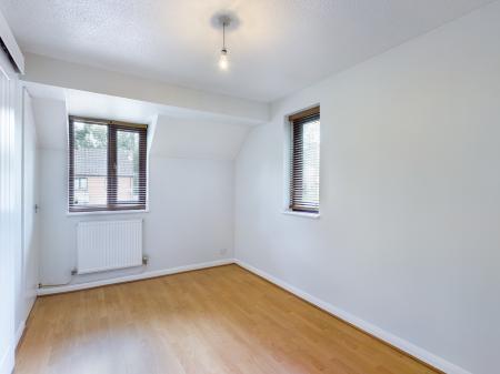 1 bedroom Terraced House to let in Bracken Bank, Lychpit, Basingstoke, RG24