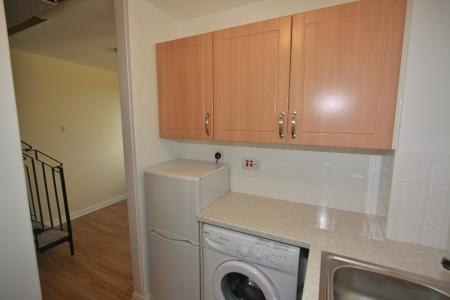 1 bedroom Terraced House to let in Elderberry Bank, Lychpit, Basingstoke, RG24