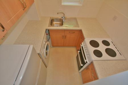 1 bedroom Terraced House to let in Elderberry Bank, Lychpit, Basingstoke, RG24