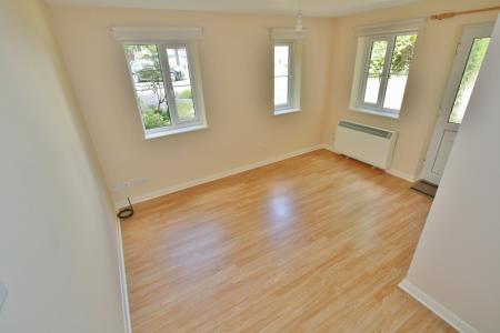 1 bedroom Terraced House to let in Elderberry Bank, Lychpit, Basingstoke, RG24