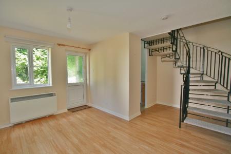 1 bedroom Terraced House to let in Elderberry Bank, Lychpit, Basingstoke, RG24