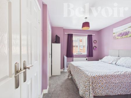 3 bedroom Terraced House for sale in Breadels Field, Basingstoke, RG22