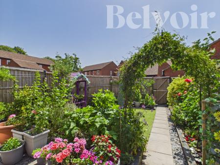 3 bedroom Terraced House for sale in Breadels Field, Basingstoke, RG22
