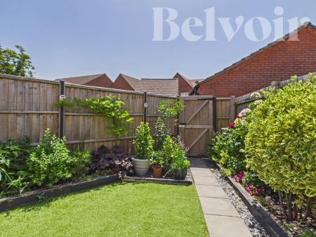 3 bedroom Terraced House for sale in Breadels Field, Basingstoke, RG22