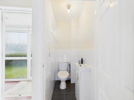 3 bedroom Terraced House for sale in Abbey Road, Popley, Basingstoke, RG24