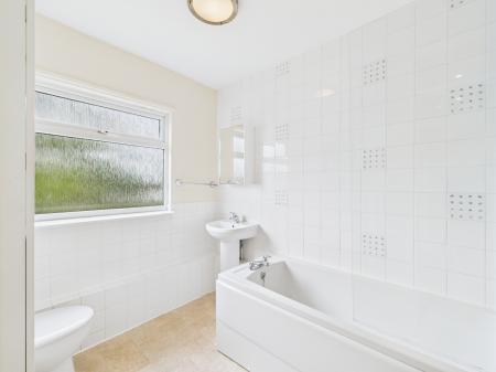 3 bedroom Terraced House for sale in Abbey Road, Popley, Basingstoke, RG24