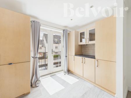 4 bedroom Town house for sale in Peggs Way, Basingstoke, RG24