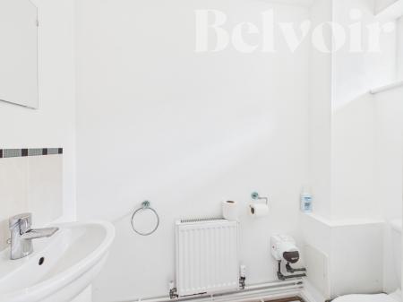 4 bedroom Town house for sale in Peggs Way, Basingstoke, RG24