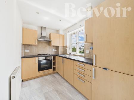 4 bedroom Town house for sale in Peggs Way, Basingstoke, RG24