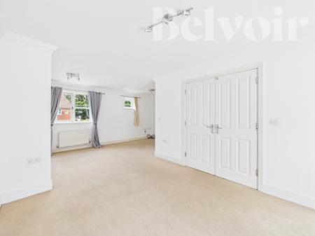 4 bedroom Town house for sale in Peggs Way, Basingstoke, RG24