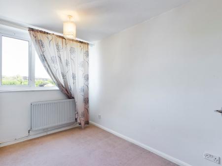 3 bedroom Terraced House to let in Ribble Way, Riverdene, Basingstoke, RG21