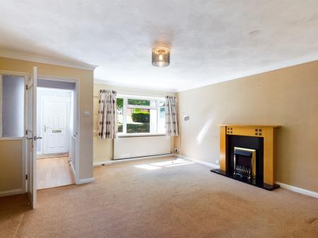 3 bedroom Terraced House to let in Ribble Way, Riverdene, Basingstoke, RG21