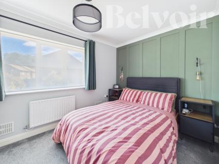 2 bedroom Terraced House for sale in Breadels Field, Beggarwood, Basingstoke, RG22