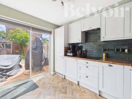 2 bedroom Terraced House for sale in Breadels Field, Beggarwood, Basingstoke, RG22