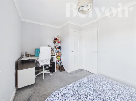 2 bedroom Terraced House for sale in Breadels Field, Beggarwood, Basingstoke, RG22
