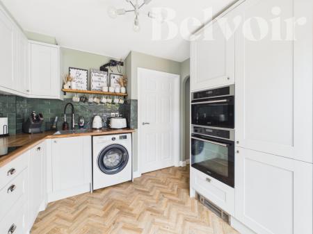 2 bedroom Terraced House for sale in Breadels Field, Beggarwood, Basingstoke, RG22