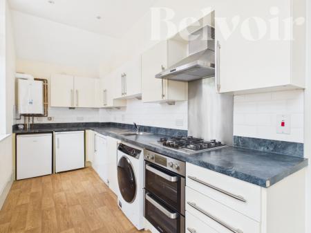 3 bedroom Apartment for sale in Canadian Way, Limes Park, Basingstoke, RG24