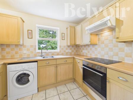 2 bedroom Flat to let in Regent Court, Norn Hill, Basingstoke, RG21