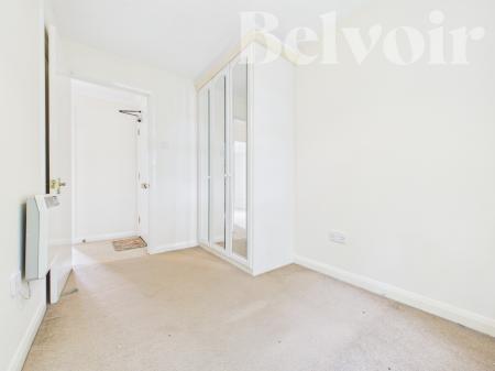 2 bedroom Flat to let in Regent Court, Norn Hill, Basingstoke, RG21