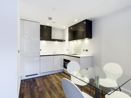 1 bedroom Flat to let in Churchill Place, Churchill Way, Basingstoke, RG21