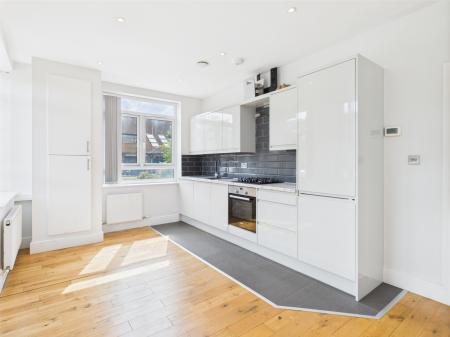 Lime Tree Way, Chineham, Basingstoke, RG24