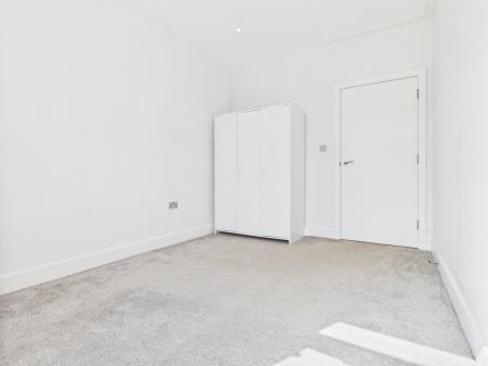 1 bedroom Flat to let in Lime Tree Way, Chineham, Basingstoke, RG24