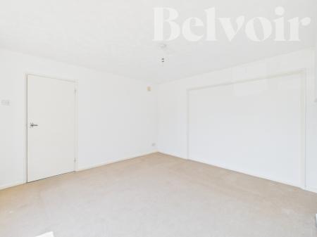 3 bedroom Semi-detached house for sale in Elizabeth Road, South Ham, Basingstoke, RG22