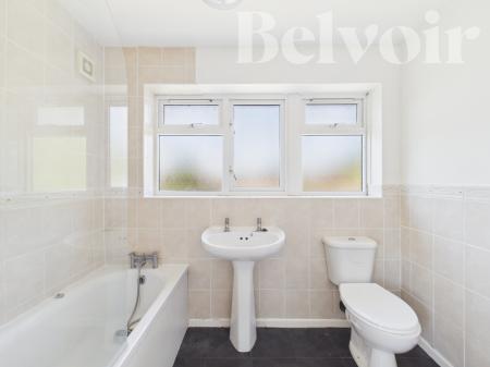 3 bedroom Semi-detached house for sale in Elizabeth Road, South Ham, Basingstoke, RG22