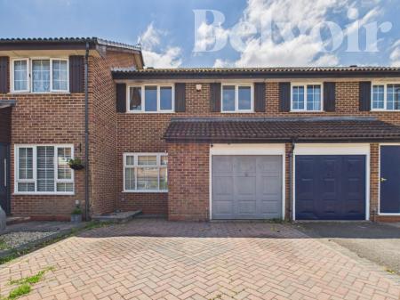 Auklet Close, Kempshott, Basingstoke, RG22