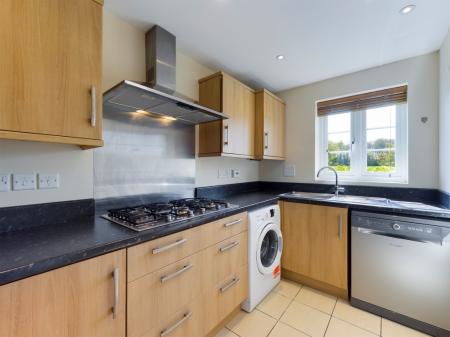 3 bedroom Semi-detached house to let in Carter Drive, Marnel Park, Basingstoke, RG24