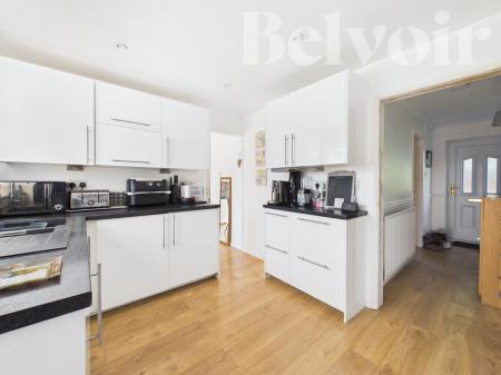 3 bedroom Terraced House for sale in Dartmouth Walk, South Ham, Basingstoke, RG22