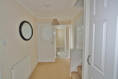 3 bedroom Terraced House to let in Packenham Road, Brookvale, Basingstoke, RG21