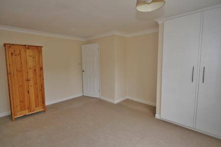 3 bedroom Terraced House to let in Packenham Road, Brookvale, Basingstoke, RG21
