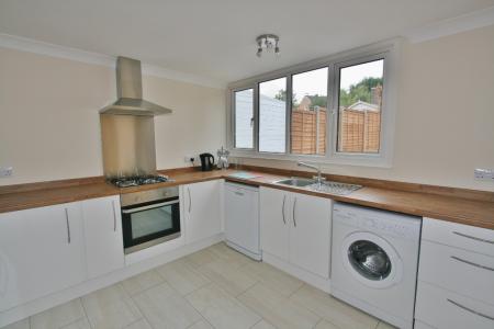 3 bedroom Terraced House to let in Packenham Road, Brookvale, Basingstoke, RG21