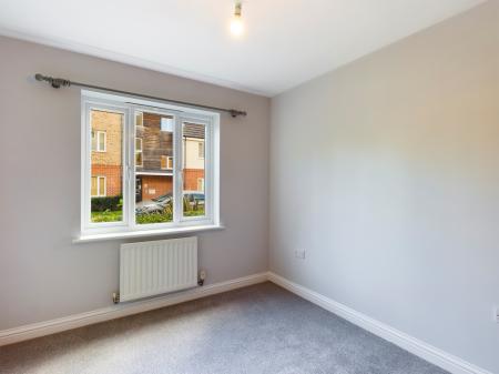 2 bedroom Flat to let in Skippetts Gardens, Cranbourne, Basingstoke, RG21