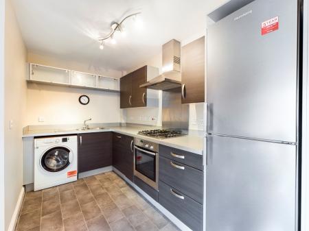 2 bedroom Flat to let in Skippetts Gardens, Cranbourne, Basingstoke, RG21