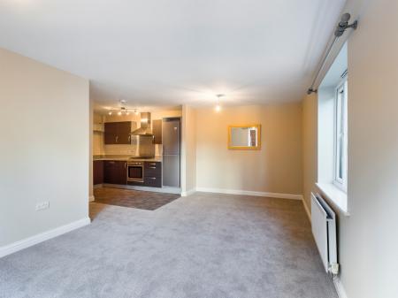 2 bedroom Flat to let in Skippetts Gardens, Cranbourne, Basingstoke, RG21