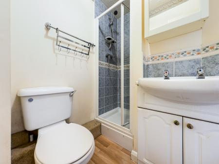 2 bedroom Flat to let in Regent Court, Norn Hill, Basingstoke, RG21