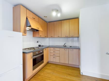 1 bedroom Flat to let in Skyline Plaza, Alencon Link, Basingstoke, RG21