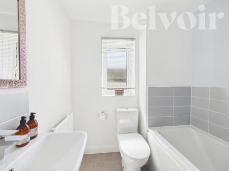 4 bedroom Detached house for sale in Worldham Gardens, Basingstoke, RG24