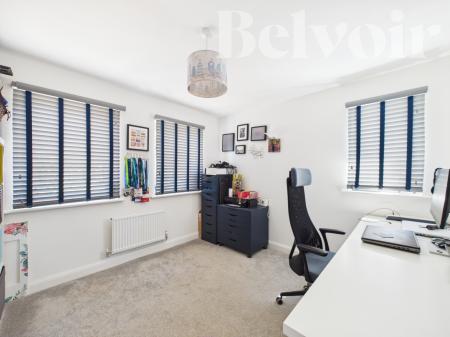 4 bedroom Detached house for sale in Worldham Gardens, Basingstoke, RG24