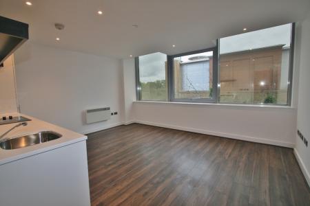 1 bedroom Flat to let in Churchill Place, Churchill Way, Basingstoke, RG21